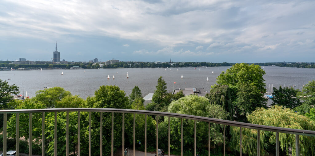 prestige lake suite view alster lake wp